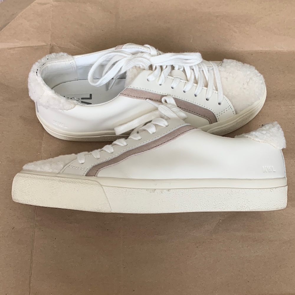 Madewell Sidewalk Low-Top Sneakers in Leather: Sherpa Edition size 8